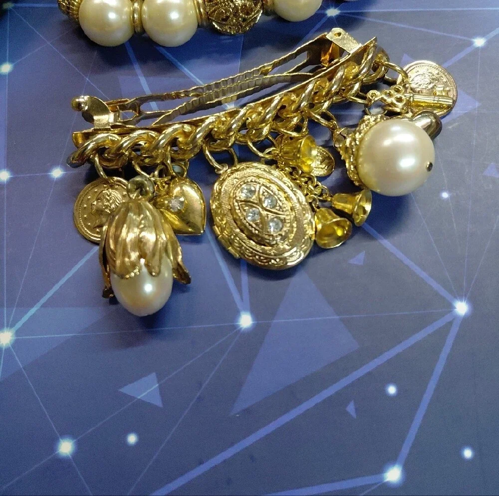 Made In France Gold Pearl Charm Barrette Set - Elegant Women’s Hair Clips